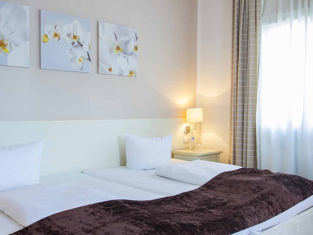 Hotel Schlee Hohenschäftlarn Exteriér fotografie