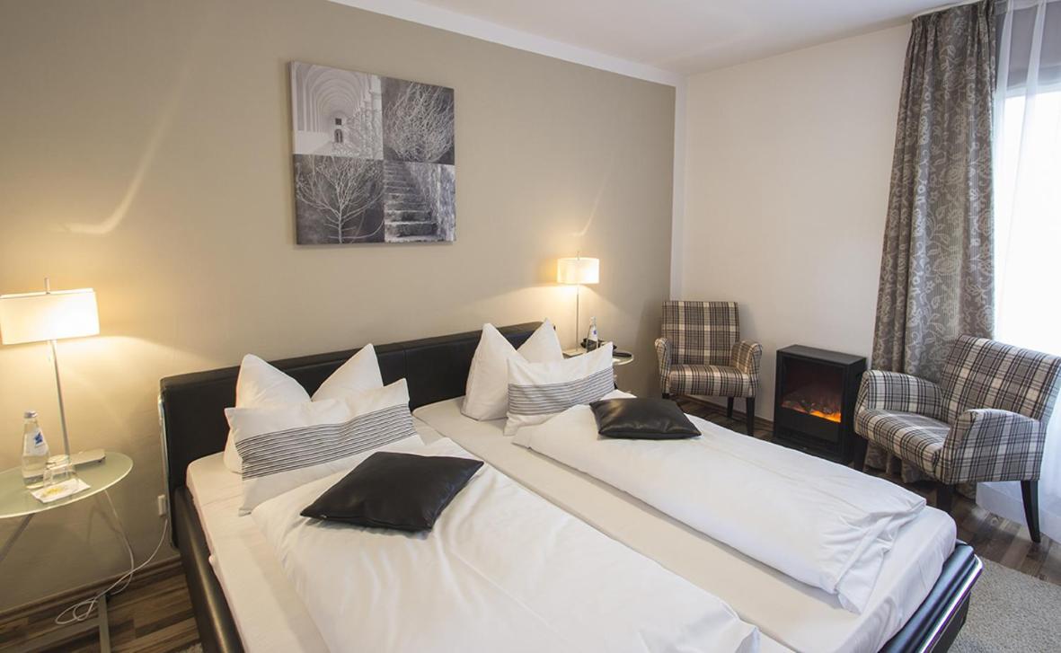 Hotel Schlee Hohenschäftlarn Pokoj fotografie