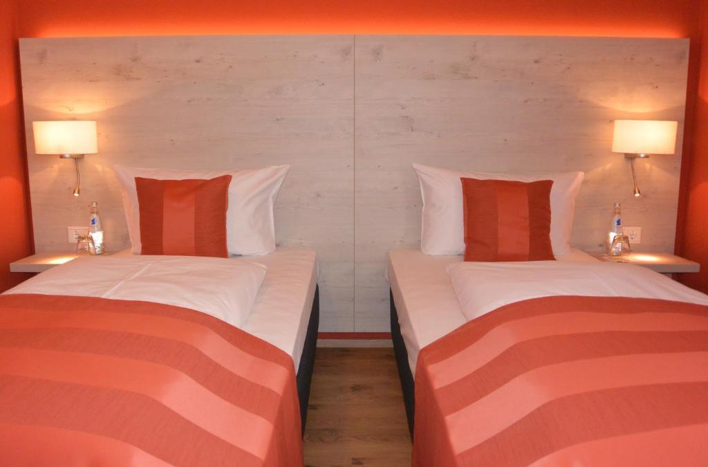 Hotel Schlee Hohenschäftlarn Pokoj fotografie
